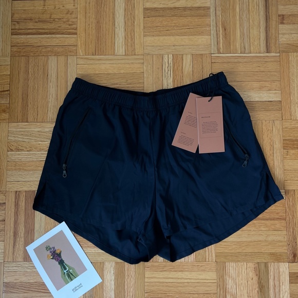 Girlfriend Collective Gazelle Short in Midnight Blue - Picture 4 of 5